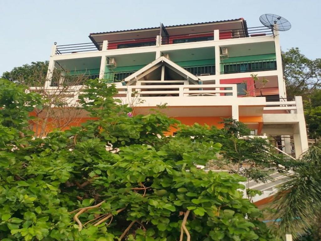 Ocean View Resort - Koh Sichang Exterior photo