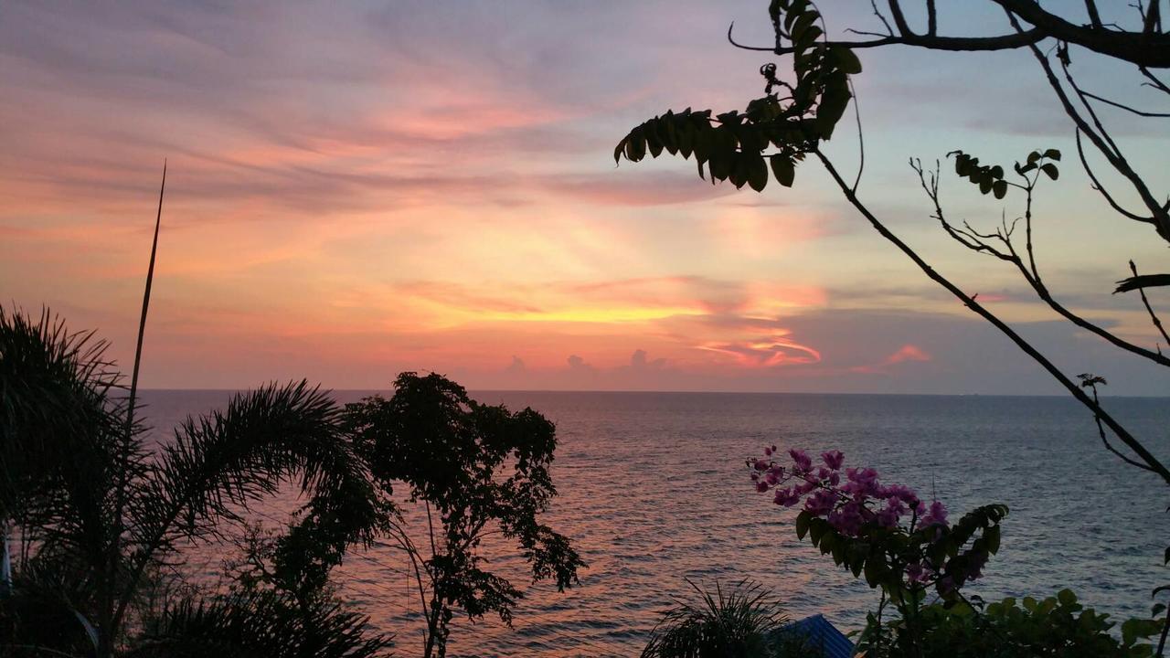 Ocean View Resort - Koh Sichang Exterior photo