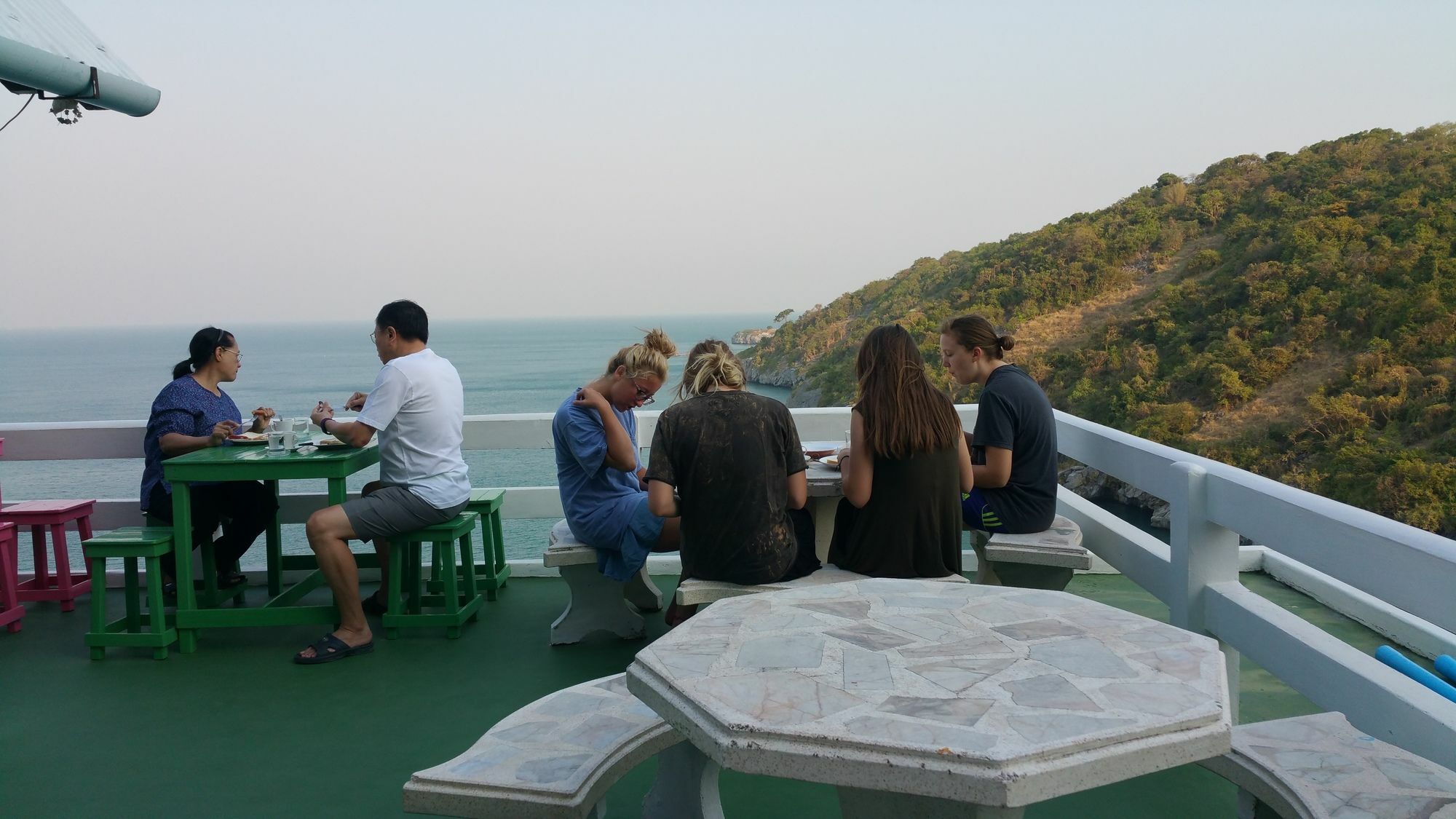 Ocean View Resort - Koh Sichang Exterior photo